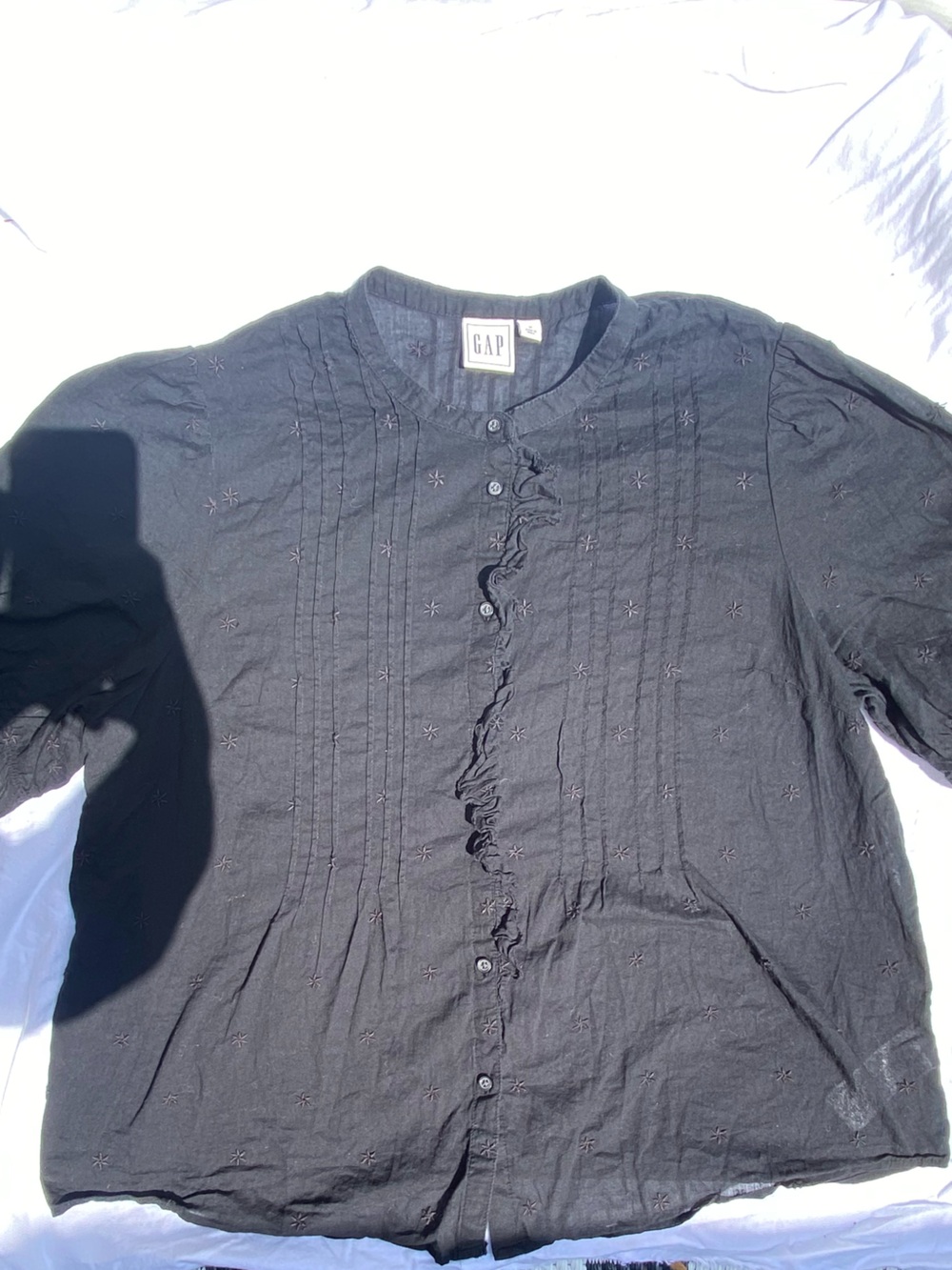 GAP 100% Cotton Embroidered Puff Sleeve Black Button Up Blouse